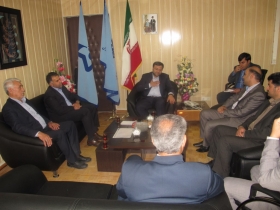 ديدار مديران كل و مشاركتهاي مردمی نوسازي مدارس وآموزش وپرورش ونایب رئيس مجمع خيرين استان با مدير كل صدا و سيماي مركز استان