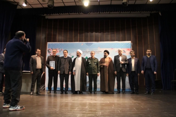 تقدیر از اداره کل نوسازی، توسعه و تجهیز مدارس استان به عنوان دستگاه های برتر در امر نماز