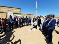 آیین کلنگ زنی مدرسه شش‌ کلاسه شهرک وحدت در شهرستان دهلران